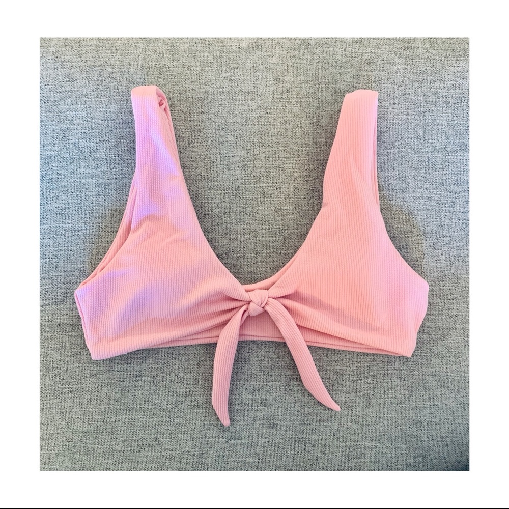 Knot Ribbed Bikini Top - Picture 2 of 5